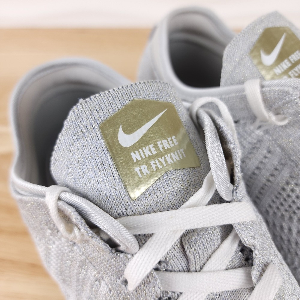 Nike Women's Silver Knit Athletic Shoes. Excellent condition. - Picture 11 of 14